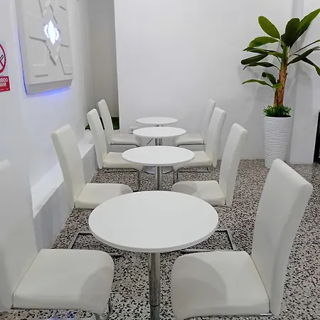 Capsule Kapselhotel 2*