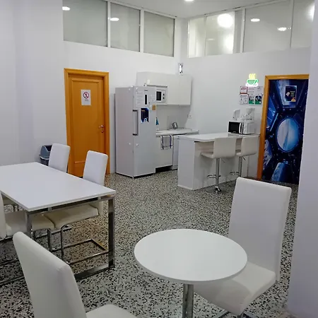 Kapselhotel Capsule Valencia
