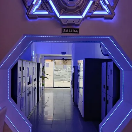 Kapselhotel Capsule