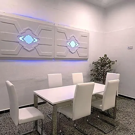 Capsule Валенсия