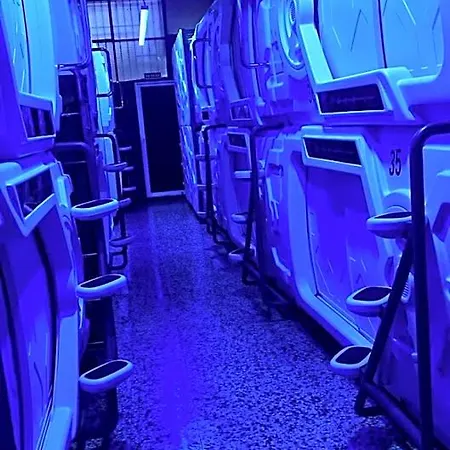 Capsule Капсульный отель Валенсия