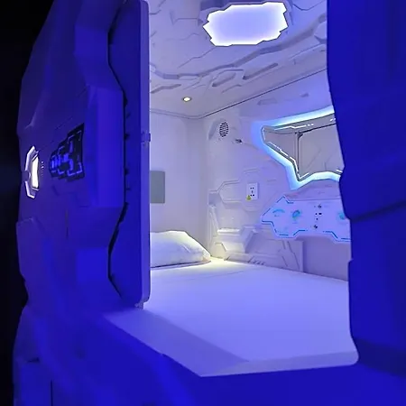 Capsule Валенсия