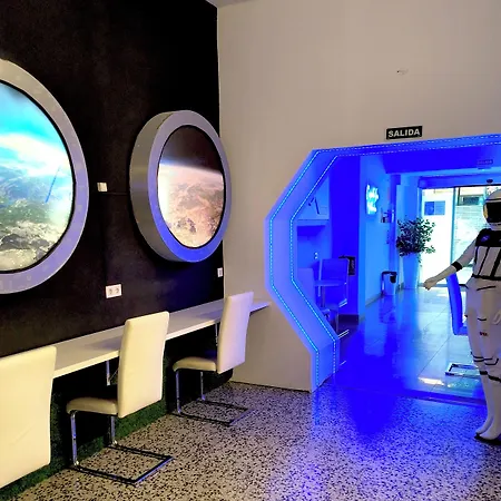 胶囊旅馆 Capsule