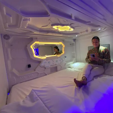 Capsule hotel Capsule Valencia