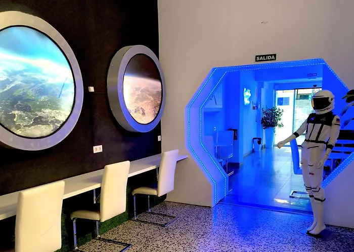 Capsule